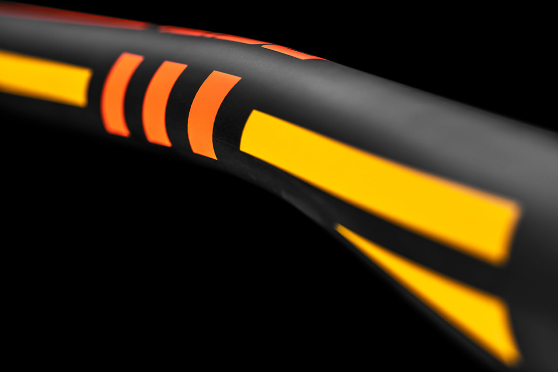 DEITY SKYWIRE CARBON HANDLEBAR IN THE RALLY LIMITED DROP